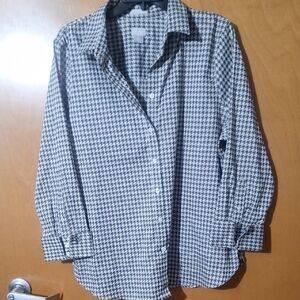 Houndstooth Button-Up Shirt